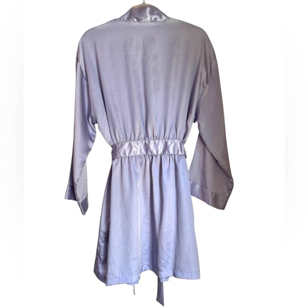 VICTORIA’S SECRET Vintage Lavender Short Kimono Robe w/ Built in Tie One Size - Picture 2 of 10
